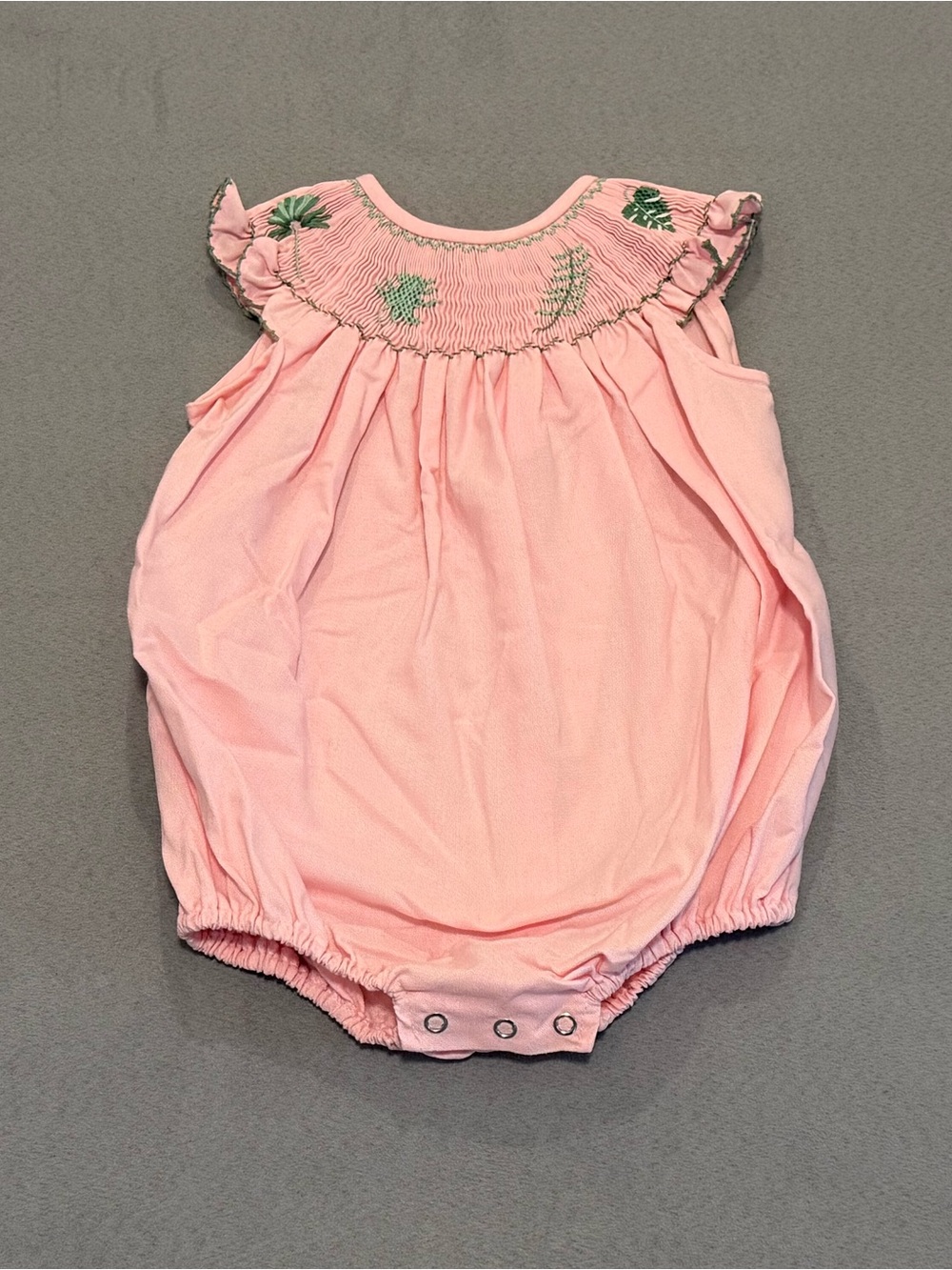 Ruth and Ralph smocked palm leaf bubble